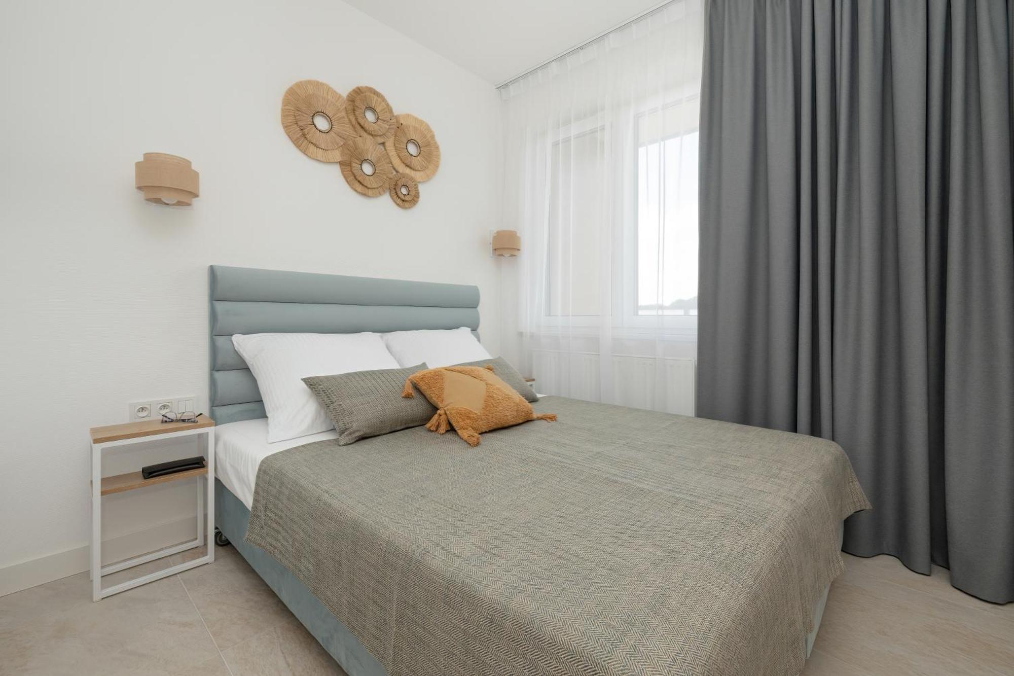 Aquamarina Dabki Marina Invest Aparthotel Exterior photo
