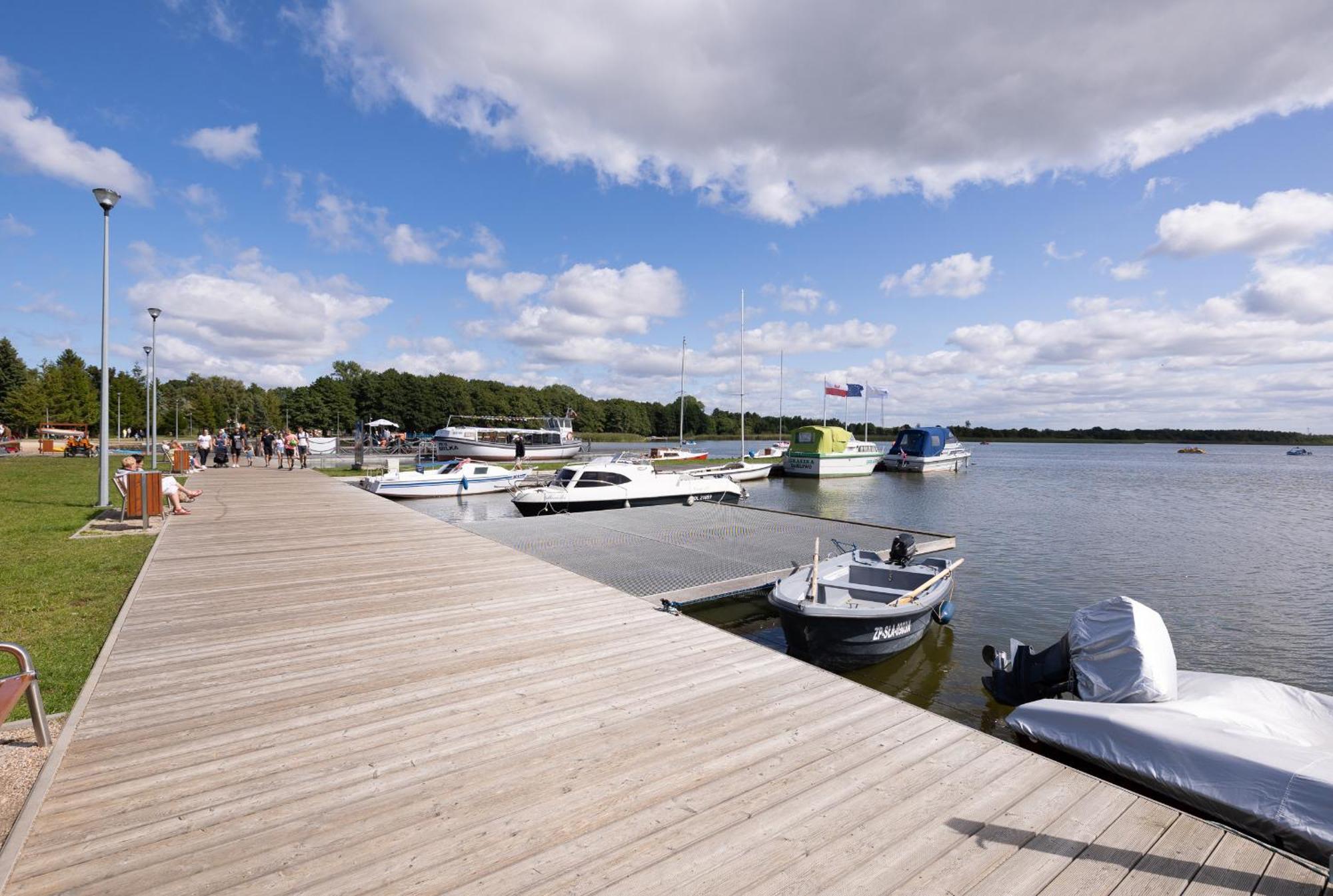 Aquamarina Dabki Marina Invest Aparthotel Exterior photo